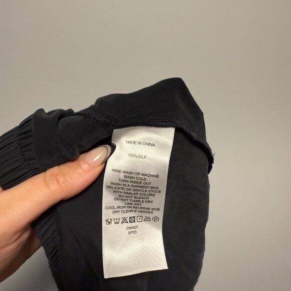 Quince 100% Washable Silk Pajama Shorts Black MD - Picture 4 of 4